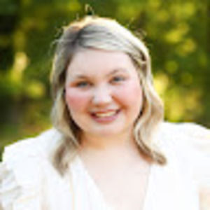 Meet your Posher, Macey